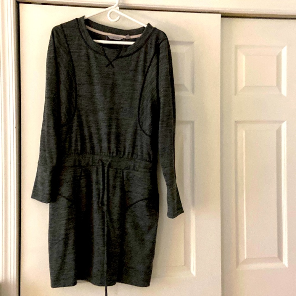 Athleta Heather gray tie waist dress.